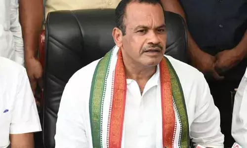 MP Komatireddy :  జూపల్లితో భేటీ.. కోమటిరెడ్డి కీలక వ్యాఖ్యలు