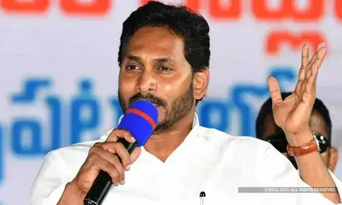 చంద్రబాబు మోసాల్లో పవన్ కల్యాణ్ పార్ట్‌నర్: సీఎం జగన్ తీవ్ర విమర్శలు