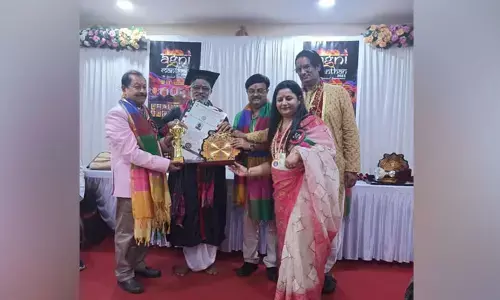 జ్యోతిష్య నిపుణులు దత్తుమూర్తి సిద్ధాంతికి డాక్టరేట్ ప్రదానం...