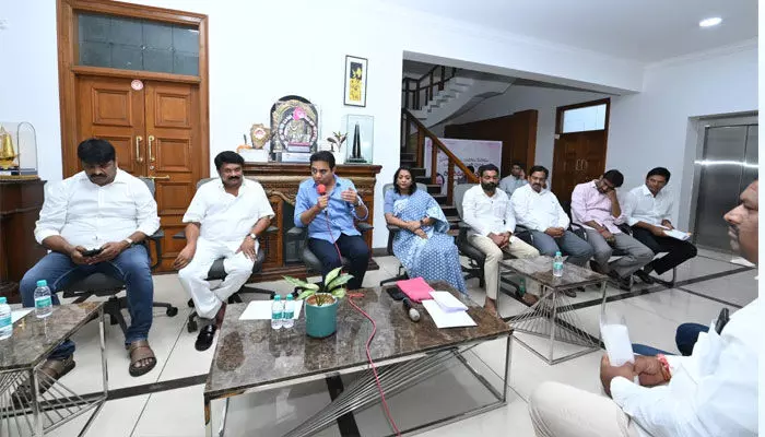 వచ్చే ఎన్నికల్లో బీఆర్ఎస్ విజయం తథ్యం.. మంత్రి కేటీఆర్ వచ్చే ఎన్నికల్లో బీఆర్ఎస్ విజయం తథ్యం.. మంత్రి కేటీఆర్