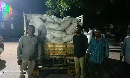 అక్రమంగా తరలిస్తున్న రేషన్ బియ్యం పట్టివేత..