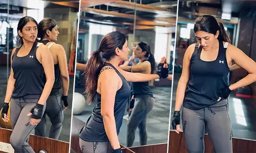 Eesha Rebba : జిమ్‌లో సెగలు పుట్టిస్తున్న ఈషా రెబ్బా అందాలు..