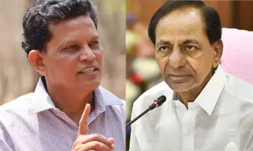 నగరం నడిబొడ్డున ఇంత దారుణం ఏంటి..? కేసీఆర్‌పై ఆకునూరి మురళి ఫైర్