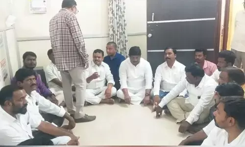 ఎమ్మెల్యే కనుసన్నల్లోనే అక్రమ మట్టి రవాణా..