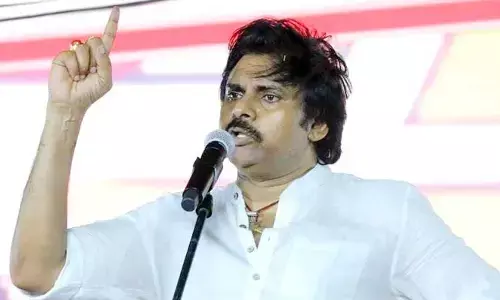 రక్తం పీల్చేస్తున్నారు.. బతికుంటానో లేదో తెలియదు: పవన్ కల్యాణ్ సంచలన వ్యాఖ్యలు