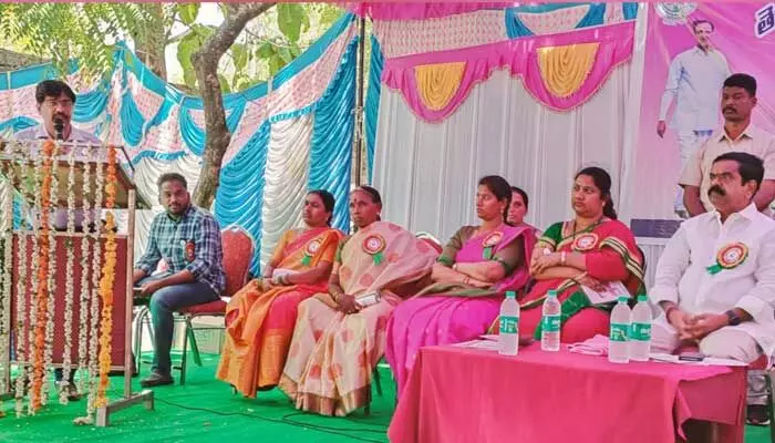 పట్టణ ప్రగతిలో బీఆర్ఎస్ కౌన్సిలర్లు డుమ్మా.. పట్టణ ప్రగతిలో బీఆర్ఎస్ కౌన్సిలర్లు డుమ్మా..