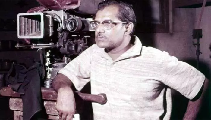 హిందీ సినిమాల్లో నూతన ఒరవడి.. హృషికేష్ ముఖర్జీ హిందీ సినిమాల్లో నూతన ఒరవడి.. హృషికేష్ ముఖర్జీ