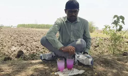 ACB: పొలంలోనే లంచం.. రెడ్ హ్యాండెడ్‌గా చిక్కిన వీఆర్వో
