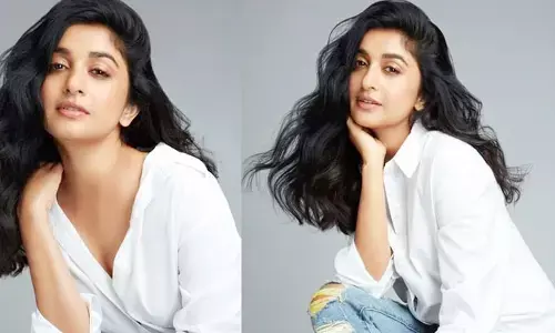 ఛాన్స్‌ ల కోసం ఏకంగా మొత్తం విప్పేసి ఎక్స్ పోజ్ చేసిన మీరా జాస్మిన్