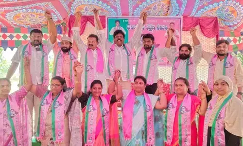 కేసీఆర్ కుటుంబ పాలనతో తెలంగాణ ఆగం..నరాల సత్యనారాయణ