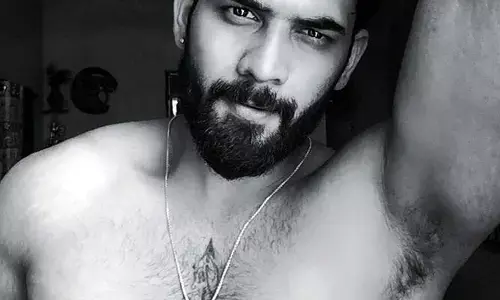 వల్గర్‌గా ఉన్న ఫొటో షేర్ చేసిన అఖిల్.. ప్యాంట్‌లో ఏదో ఉందంటూ నెటిజన్స్ బోల్డ్ కామెంట్స్