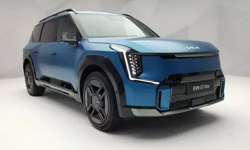 Kia EV9 SUV :ఒక్క చార్జింగ్‌తో 501 కిలోమీటర్లు.. కియా కొత్త కారు