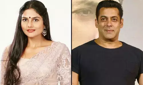 సూపర్ స్టార్‌తో ఫొటో కోసం వెళ్తే.. నటి హేమను కుక్కలాగా బయటకు తరిమేసిన సెక్యూరిటీ