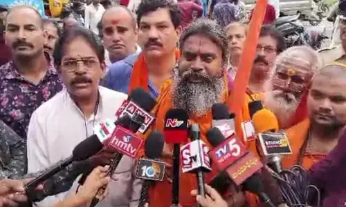 పున్నయ్య స్వామిని విజయసాయి రెడ్డి చంపేస్తామన్నారు.. ఏపీ సాధుపరిషత్ అధ్యక్షుడు శ్రీనివాసానంద సరస్వతీ స్వామి