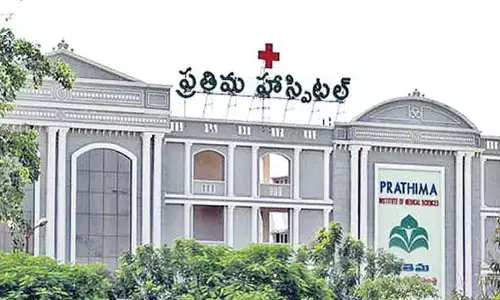 కరీంనగర్‌ ప్రతిమ వైద్య కళాశాలలో ఈడీ తనిఖీలు..