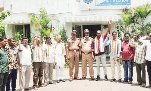 ప్రారంభోత్సవమేమో అక్కడ.. అరెస్టులేమో ఇక్కడ.. ప్రభుత్వంపై మండిపడుతున్న ప్రతిపక్షాలు