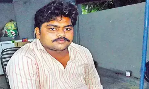 Kadapa: వివేకా మాజీ డ్రైవర్ దస్తగిరి, భార్య షబానాపై పోలీస్ కేసు