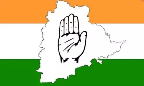 దశాబ్ది ఉత్సవాల వేళ వినూత్న నిరసనకు కాంగ్రెస్ శ్రీకారం