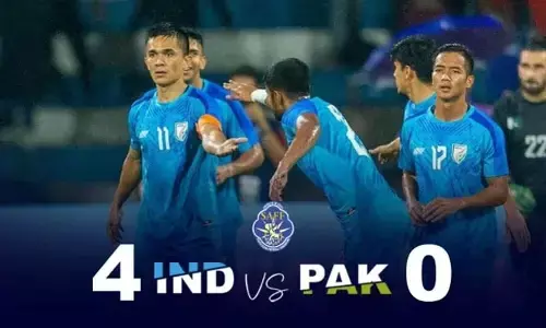 ఛెత్రీ హ్యాట్రిక్.. 4-0 తేడాతో పాకిస్థాన్‌ పై భారత్ ఘన విజయం