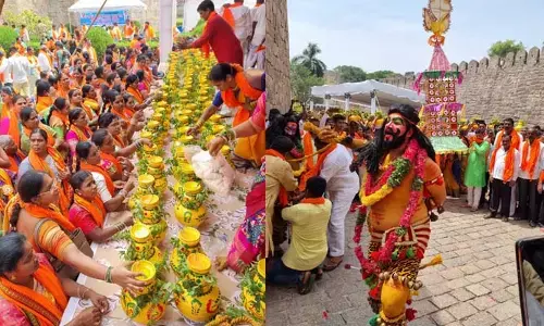 Golkonda Bonalu: ఘనంగా ప్రారంభమైన గోల్కోండ బోనాలు..