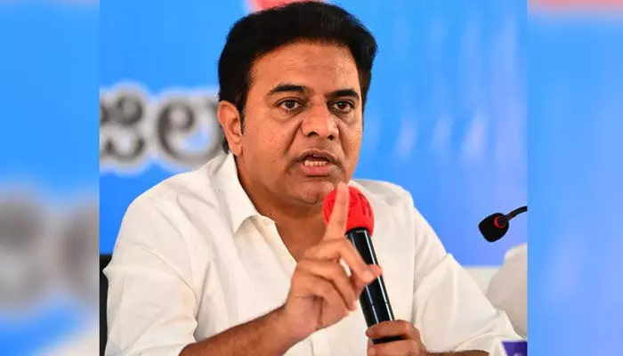 రాజ్నాథ్ సింగ్తో భేటీ అనంతరం కేటీఆర్ కీలక వ్యాఖ్యలు రాజ్నాథ్ సింగ్తో భేటీ అనంతరం కేటీఆర్ కీలక వ్యాఖ్యలు