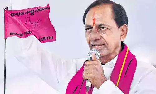 జగిత్యాలలో పాలి‌ట్రిక్స్ షురూ.. ప్రజల్లోకి ప్రజాప్రతినిధులు