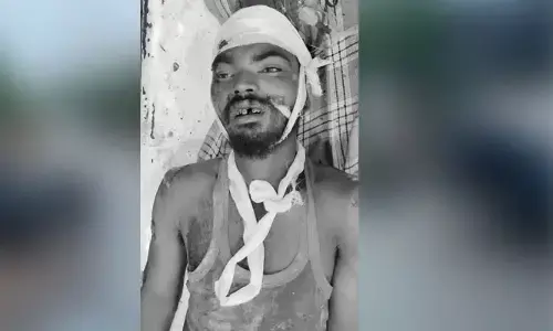 రైలు నుంచి జారిపడి గుర్తుతెలియని వ్యక్తి మృతి..
