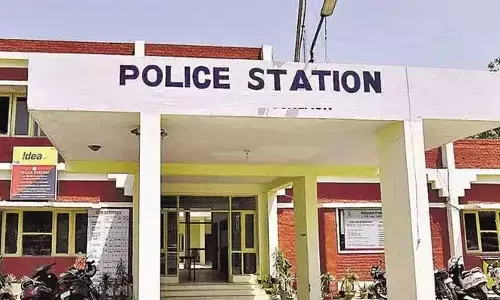 Kavali: ఎమ్మార్వో విధులకు ఆటంకం.. 41 మందిపై కేసు