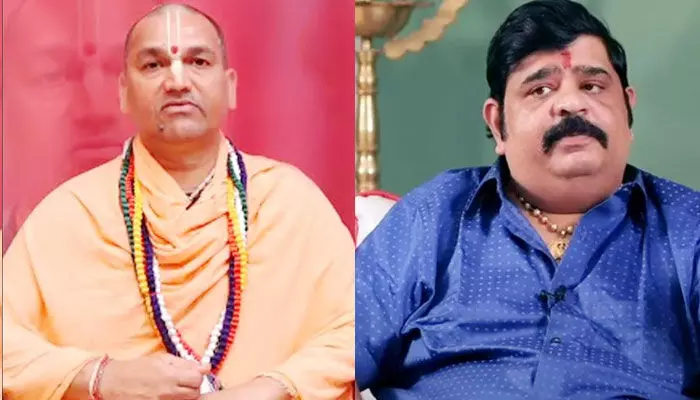 Ram Charan పాప జాతకం అలా చెప్పడం కరెక్ట్ కాదంటూ Venu Swamy పై మండిపడ్డ ప్రముఖ స్వామిజీ! Ram Charan పాప జాతకం అలా చెప్పడం కరెక్ట్ కాదంటూ Venu Swamy పై మండిపడ్డ ప్రముఖ స్వామిజీ!