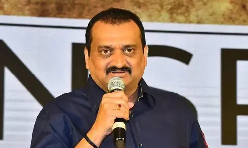 ఎన్నికల వేళ Bandla Ganesh సంచలన నిర్ణయం.. ‘అన్నా వస్తున్నా’ అంటూ ట్వీట్