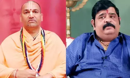 Ram Charan పాప జాతకం అలా చెప్పడం కరెక్ట్ కాదంటూ Venu Swamy పై మండిపడ్డ ప్రముఖ స్వామిజీ!