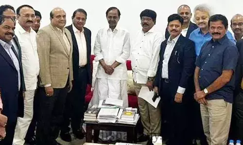 HYD: హైదరాబాద్ కాపు నేతలకు సీఎం కేసీఆర్ కీలక హామీ