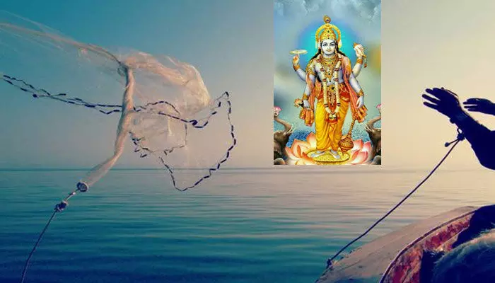 నడి సముద్రంలో నారాయణుడు.. మత్స్యకారుల వలలో చిక్కి .. ! నడి సముద్రంలో నారాయణుడు.. మత్స్యకారుల వలలో చిక్కి .. !