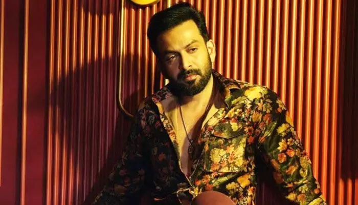 సెట్లో గాయపడిన పృథ్వీరాజ్ సుకుమారన్.. డాక్టర్లు ఏం చెప్పారంటే.. సెట్లో గాయపడిన పృథ్వీరాజ్ సుకుమారన్.. డాక్టర్లు ఏం చెప్పారంటే..
