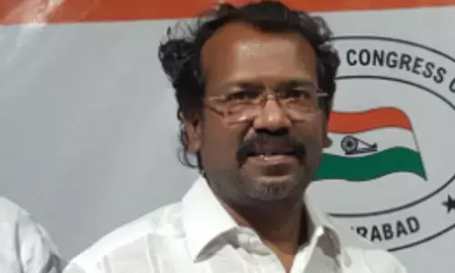 కేసీఆర్ అవినీతికి అధికారుల వత్తాసు!.. కాంగ్రెస్ నేత బక్క జడ్సన్ సంచలన వ్యాఖ్యలు