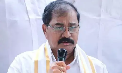 YCP MP Adala Prabhakar Reddy : వైసీపీని వీడే ప్రసక్తే లేదు.. పార్టీ మార్పుపై నెల్లూరు ఎంపీ