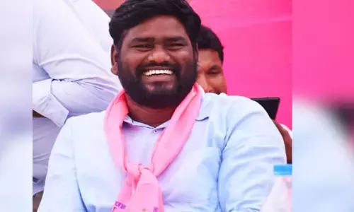 Saichand : సాయిచంద్ భౌతికకాయాన్నిచూసి బోరున విలపించిన మంత్రులు