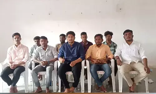 జగిత్యాల ఎమ్మెల్యే బహిరంగ క్షమాపణ చెప్పాలి.. ఏబీవీపీ నాయకుల డిమాండ్..