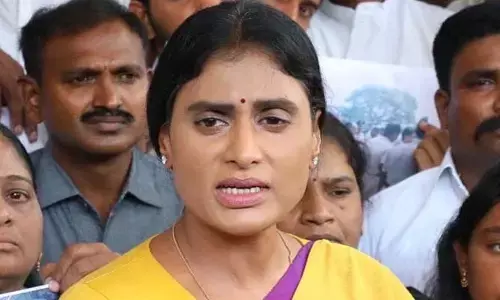 పోడు పట్టాల పంపిణీ వెనుక కేసీఆర్ దురాలోచన: షర్మిల