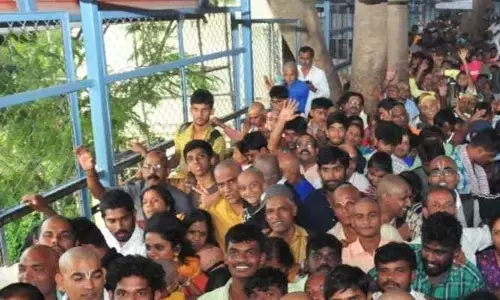 Tirumala: టోకెన్లు లేని భక్తులకు 24 గంటల్లో సర్వదర్శనం