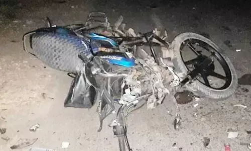 Ap News: రెండు బైక్‌లు ఢీ.. ఇద్దరు దుర్మరణం