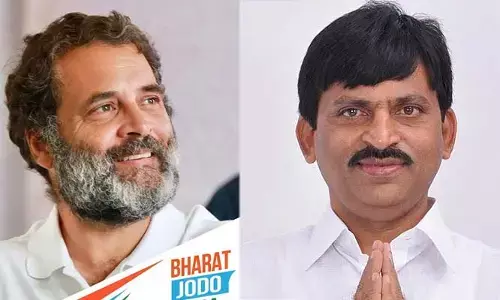 పొంగులేటికి కండువా కప్పి ఆహ్వానించిన రాహుల్ గాంధీ