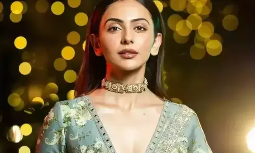 రకుల్ ప్రీత్ సింగ్ ఫస్ట్ జీతం ఎంతో తెలిస్తే దిమ్మతిరగాల్సిందే!!