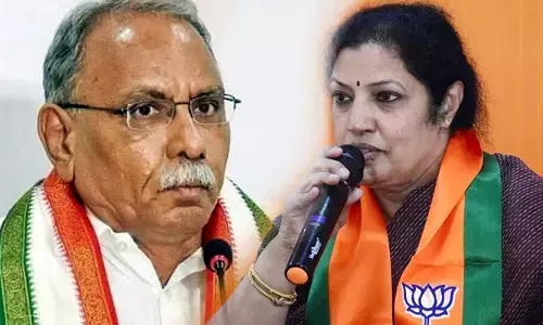 KVP  on  Daggubati Purandeswari:  పురంధేశ్వరిని చూస్తే జాలేస్తోంది