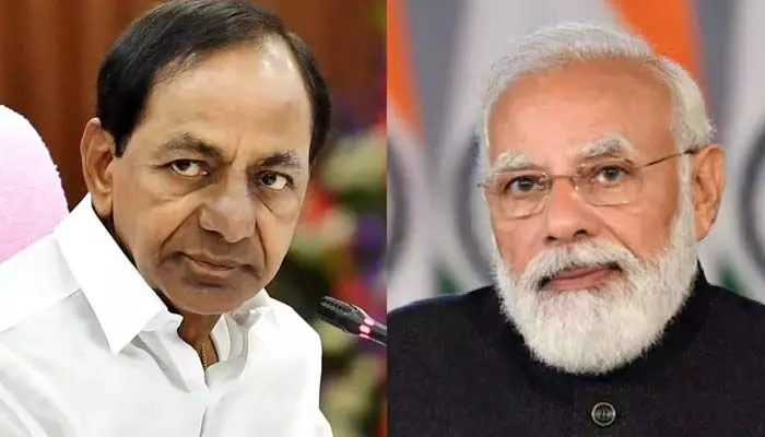 ప్రధానికి వెల్కమ్ చెప్పే విషయంలో CM KCR డైలమా! ప్రధానికి వెల్కమ్ చెప్పే విషయంలో CM KCR డైలమా!