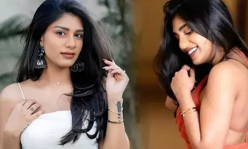బ్లాక్ బ్రాలో వంగి వంగి ఎద అందాలు చూపిస్తున్న సురేఖా వాణి కూతురు సుప్రీత.. వైరల్ వీడియో..
