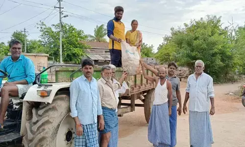 గ్రామపంచాయతీ కార్మికులుగా సర్పంచ్, ఉపసర్పంచ్