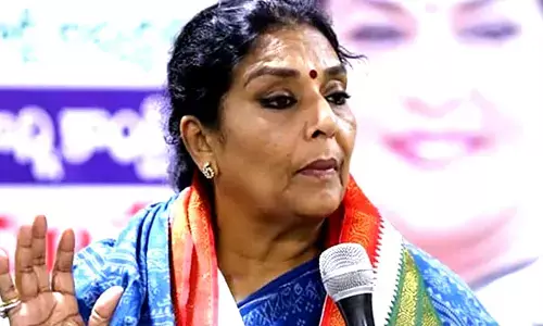 సీఎం కేసీఆర్, ప్రధాని మోదీ ఇద్దరూ ఒక్కటే : రేణుక చౌదరి