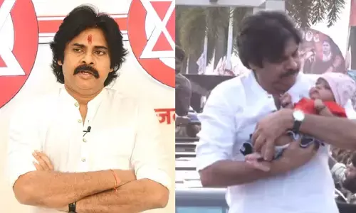 ఇలాంటి అభిమానులు పవన్ కల్యాణ్‌కు మాత్రమే (వీడియో)