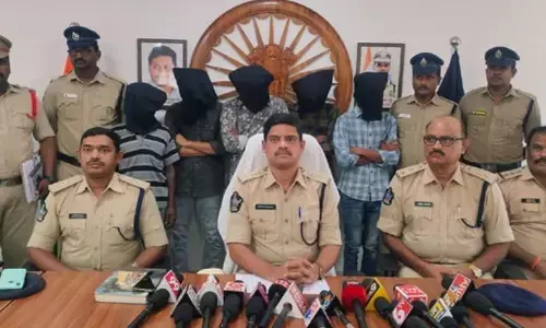 గంజాయి తరలిస్తున్న ఐదుగురు అరెస్ట్